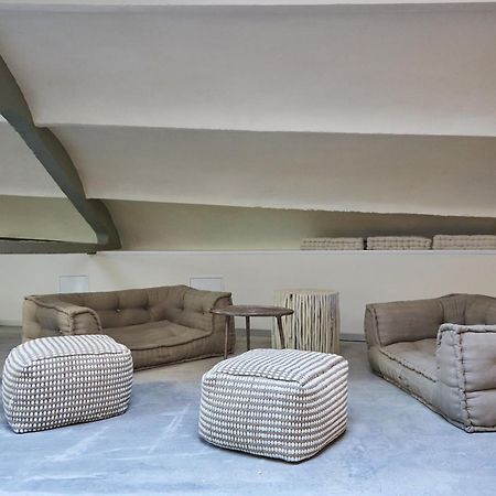 Ola Living Hostal Tetuan マドリード エクステリア 写真