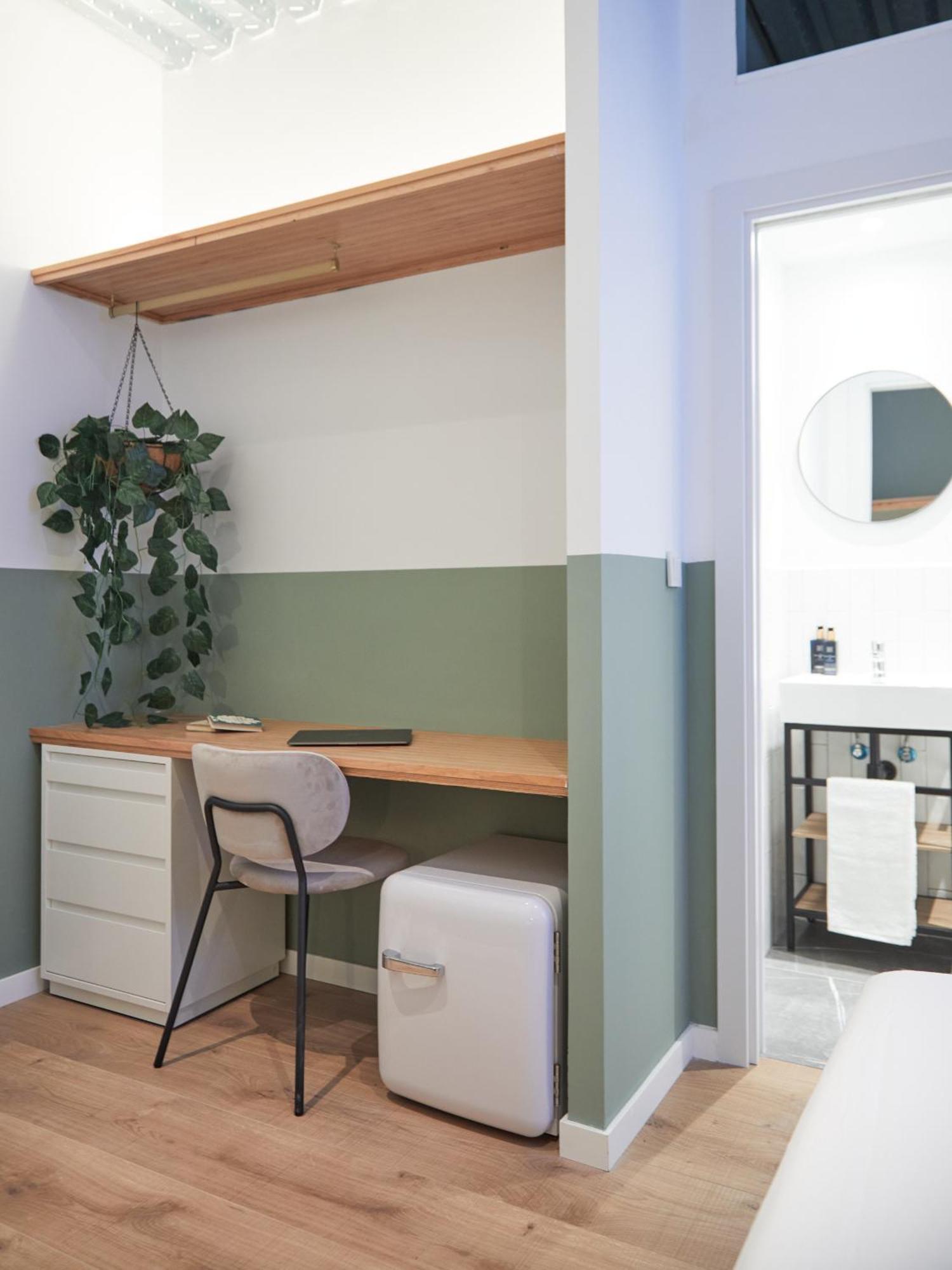 Ola Living Hostal Tetuan マドリード エクステリア 写真