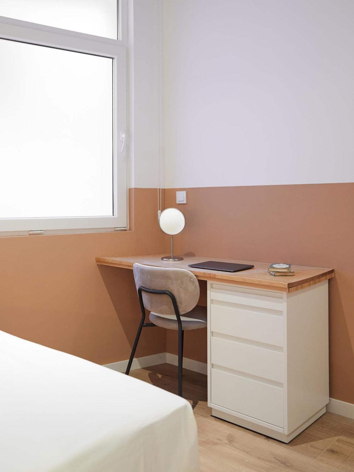 Ola Living Hostal Tetuan マドリード エクステリア 写真
